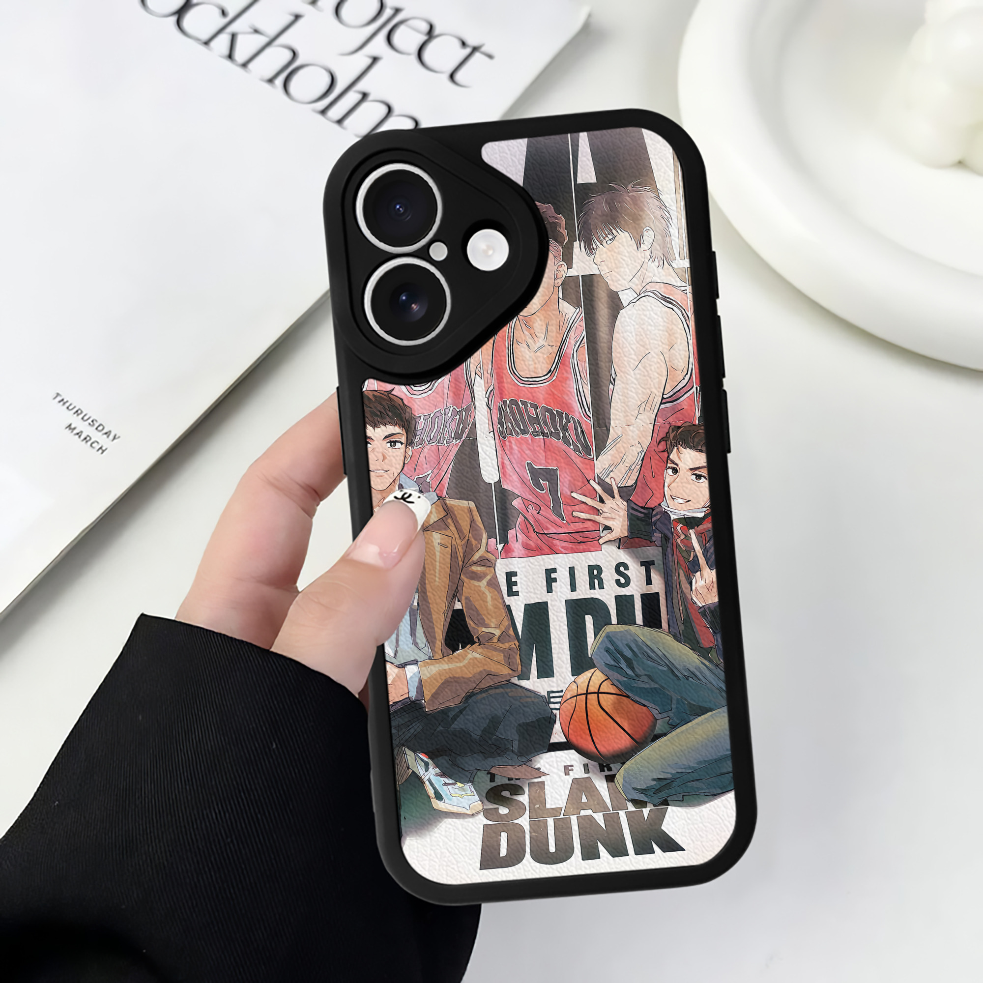 （画像用） SLAM DUNK／スラムダンク 【iPhone 16シリーズ対応】シリコンスマホケース（レザー調） 材質：シリコン